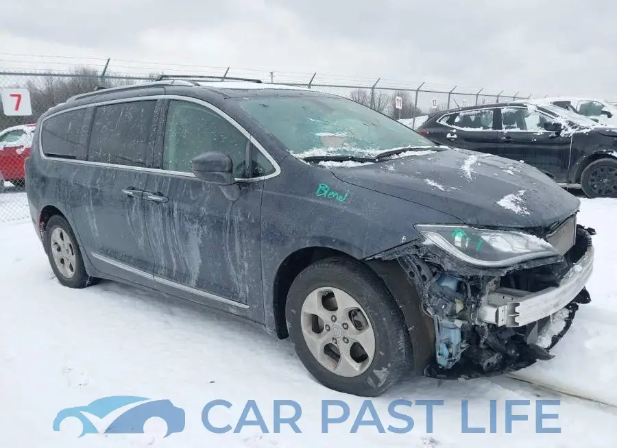2C4RC1L79LR200592# 1