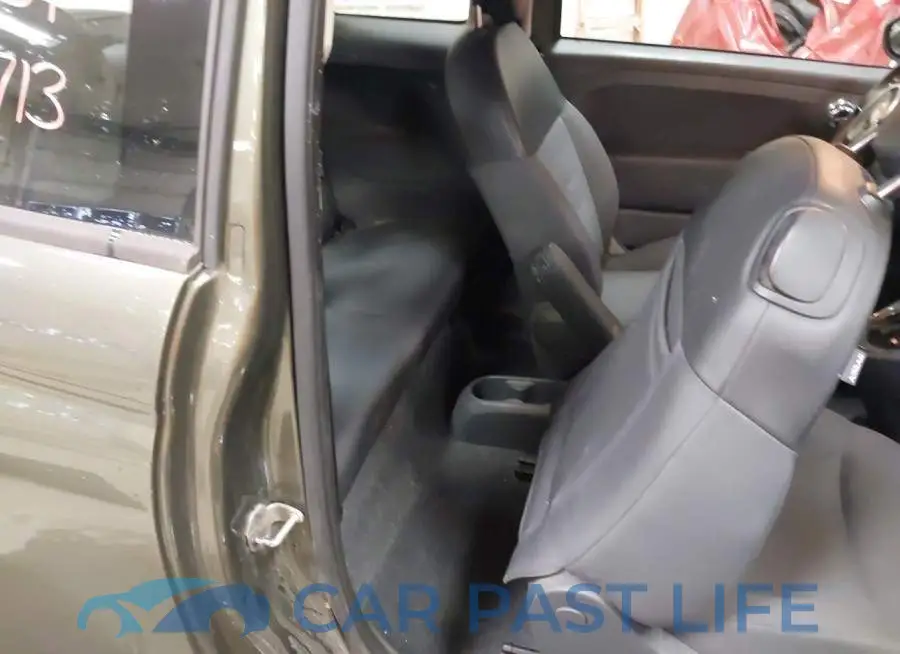 3C3CFFAR3FT710036# 8