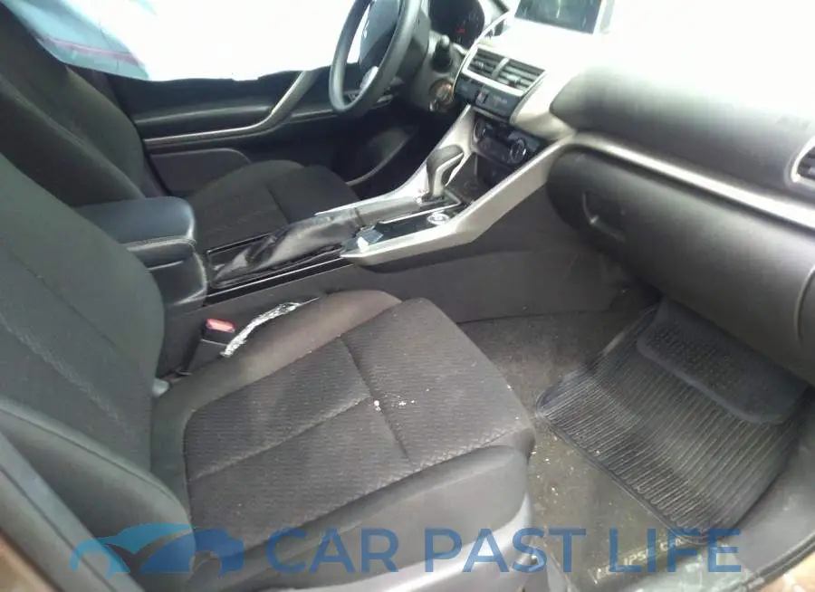 JA4AT4AA5JZ068487# 5