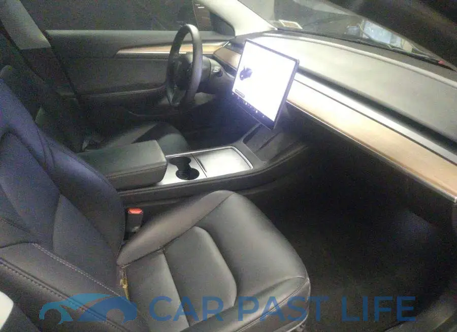 5YJ3E1EB6NF126547# 5