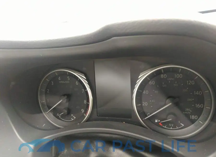 JN1FV7LL3MM560297# 7