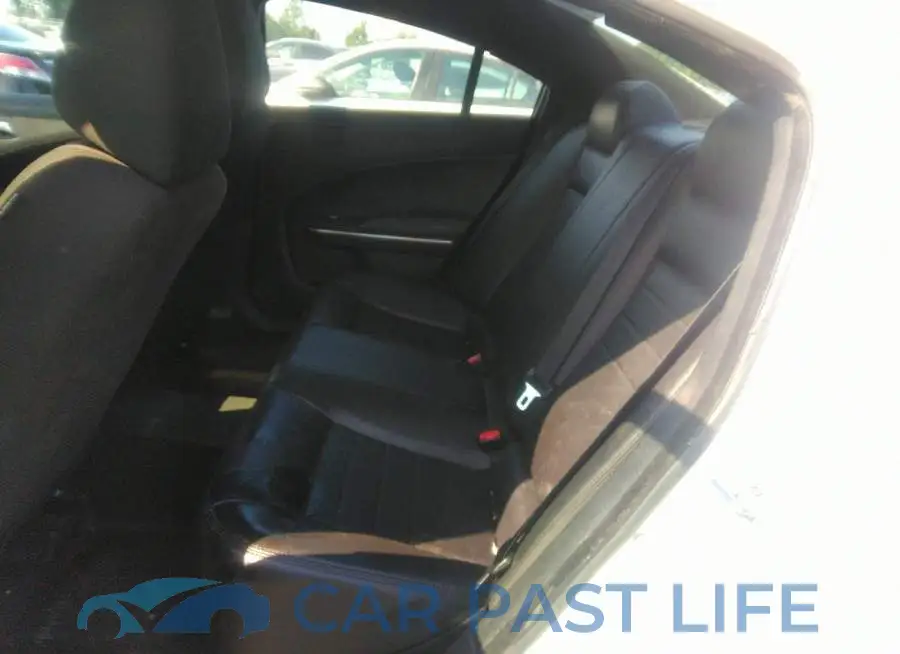 2C3CDXAT2FH785441# 8