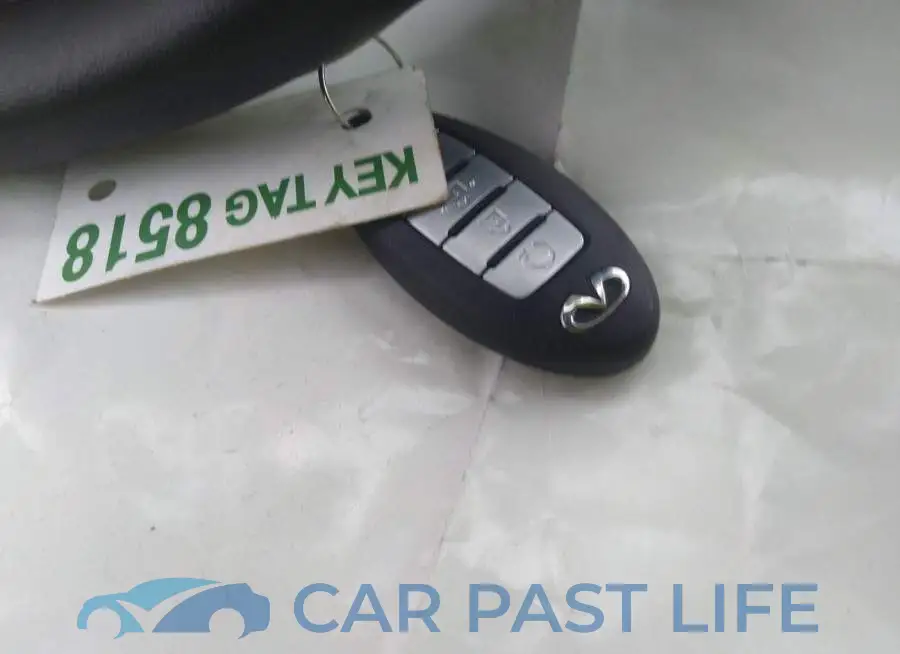 JN1EV7ARXJM610255# 11