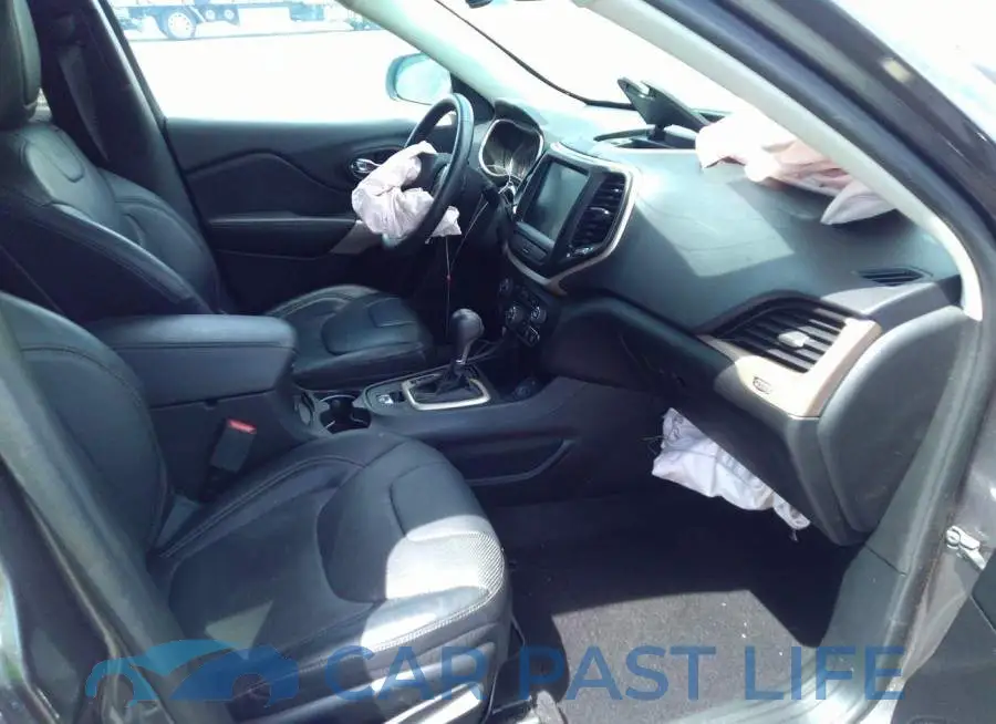 1C4PJLDS4HW653612# 5