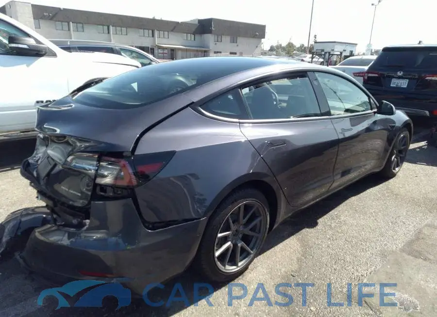 5YJ3E1EB6NF180155# 4