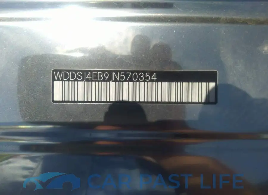 WDDSJ4EB9JN570354# 9