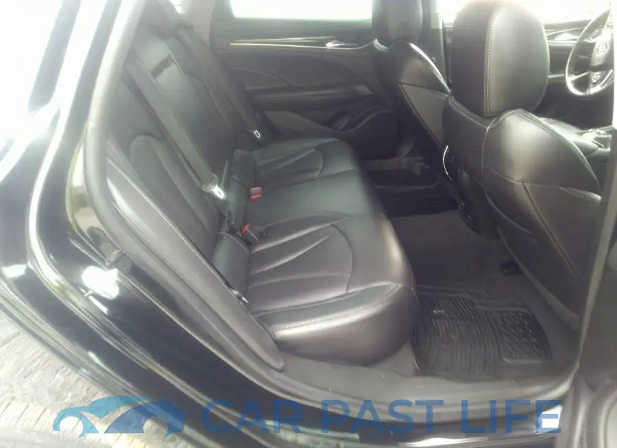 1G4ZS5SS2HU166632# 8