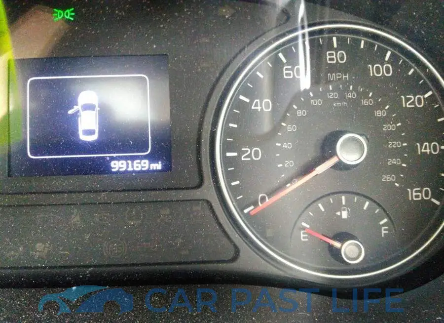 5XXGT4L37GG045898# 7