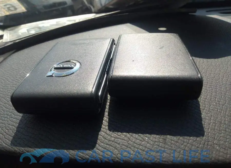 YV4A22PK9K1435871# 11