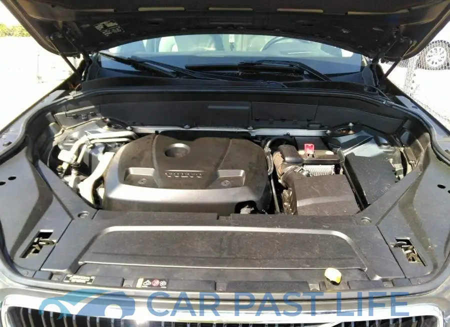 YV4A22PK7G1037629# 10
