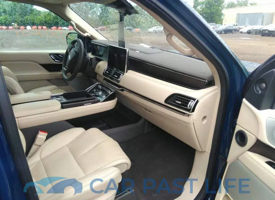 5LMJJ2LT8LEL00985# 5