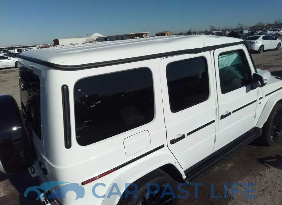 WDCYC6BJ5LX334758# 6