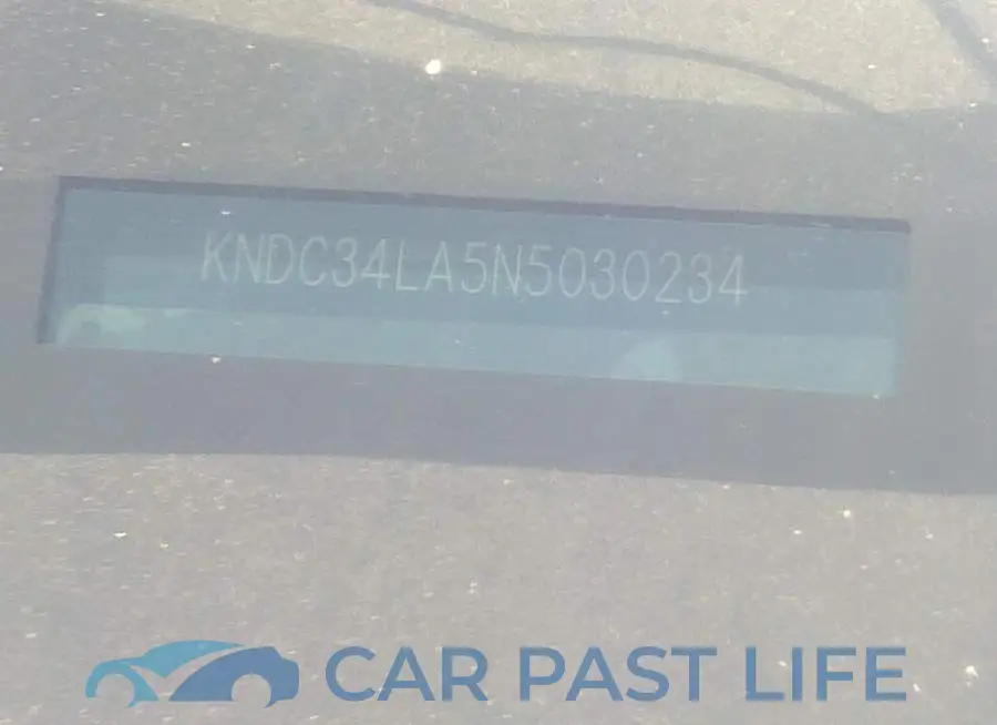 KNDC34LA5N5030234# 9