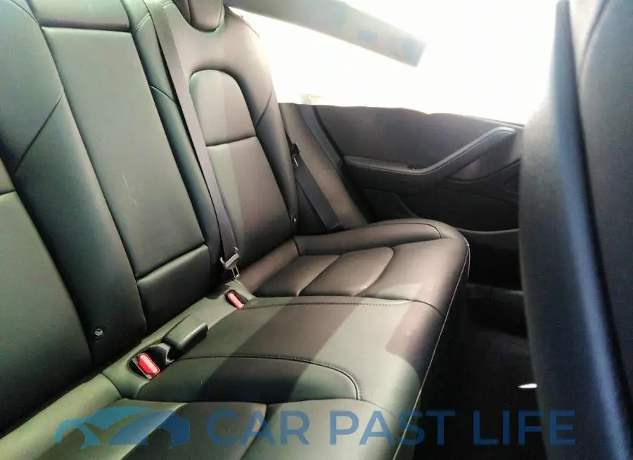 5YJ3E1EA4JF162996# 8