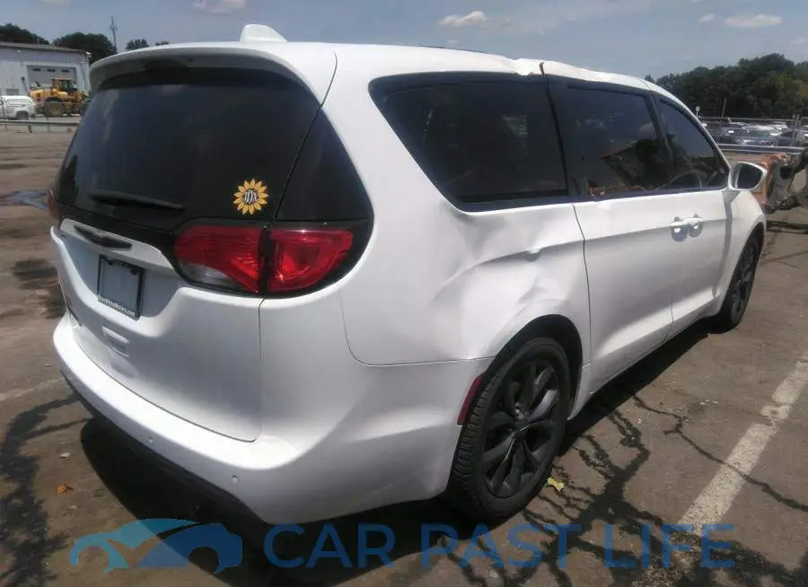 2C4RC1FG1KR681478# 4