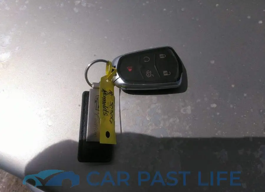 1G6KJ5R60JU152402# 11