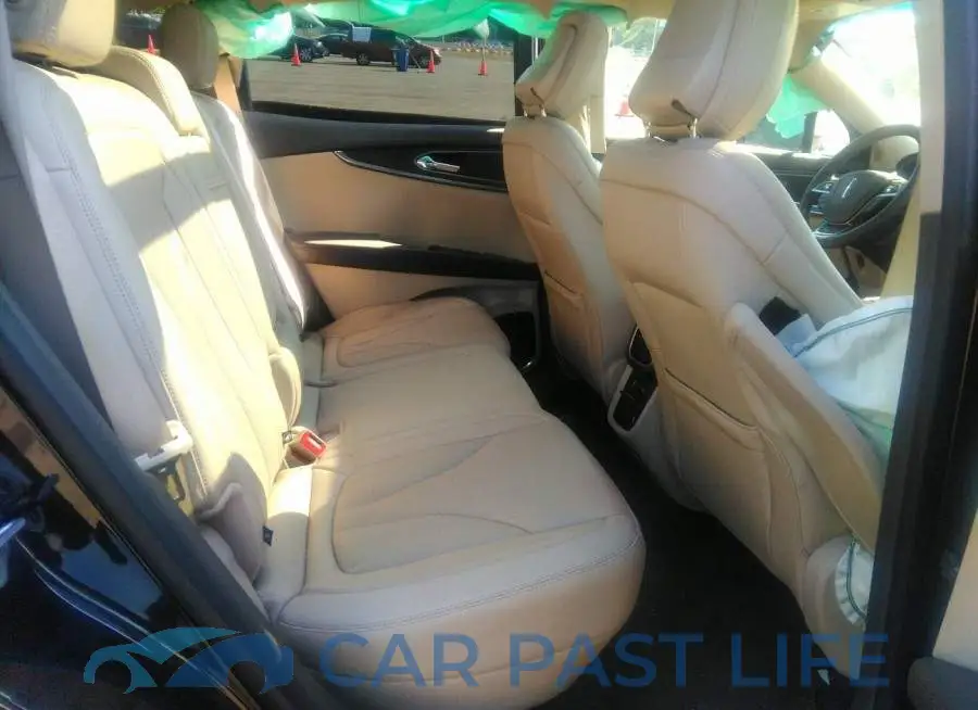 2LMPJ8KP0LBL25626# 8