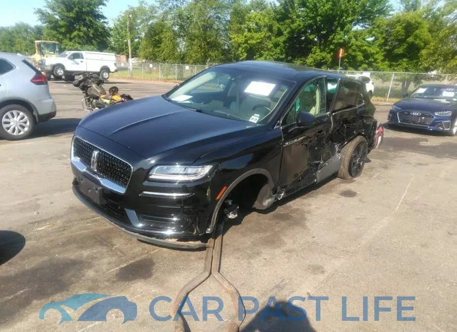 2LMPJ8KP0LBL25626# 2