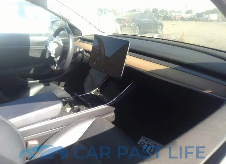 5YJ3E1EA5LF630186# 5