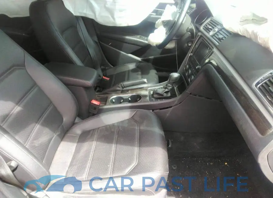 1VWBS7A35GC014714# 5