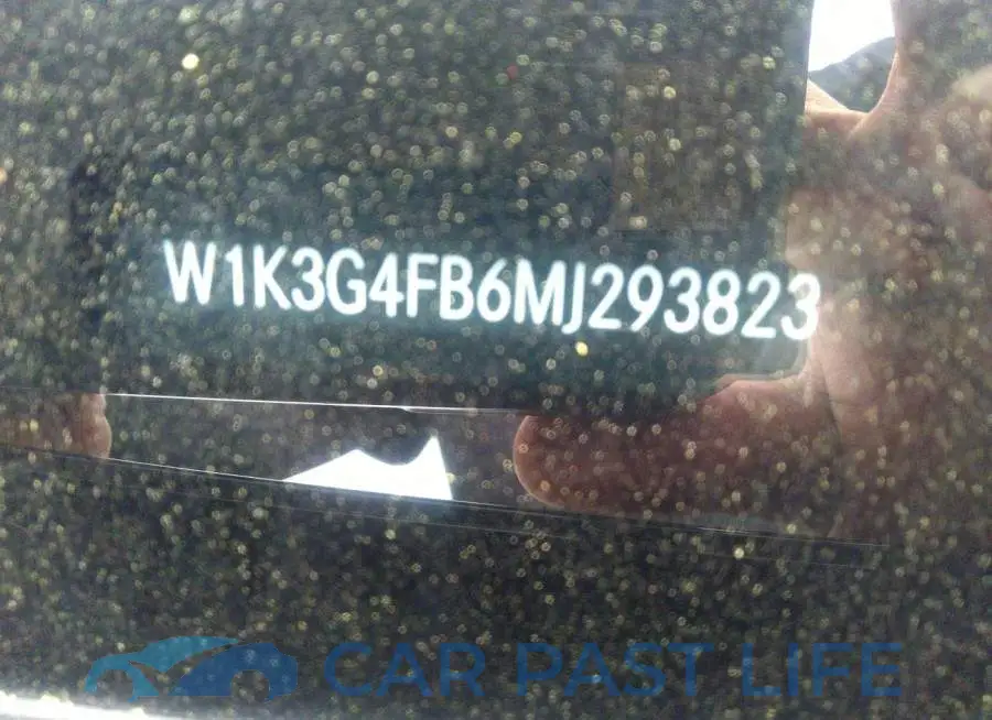 W1K3G4FB6MJ293823# 9