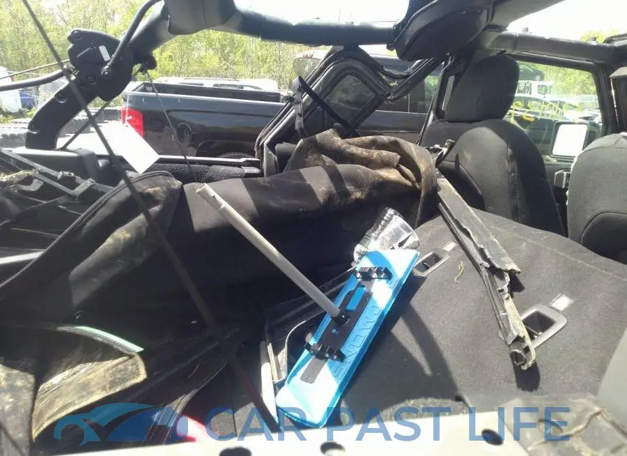 1C4HJXDG1MW813026# 8