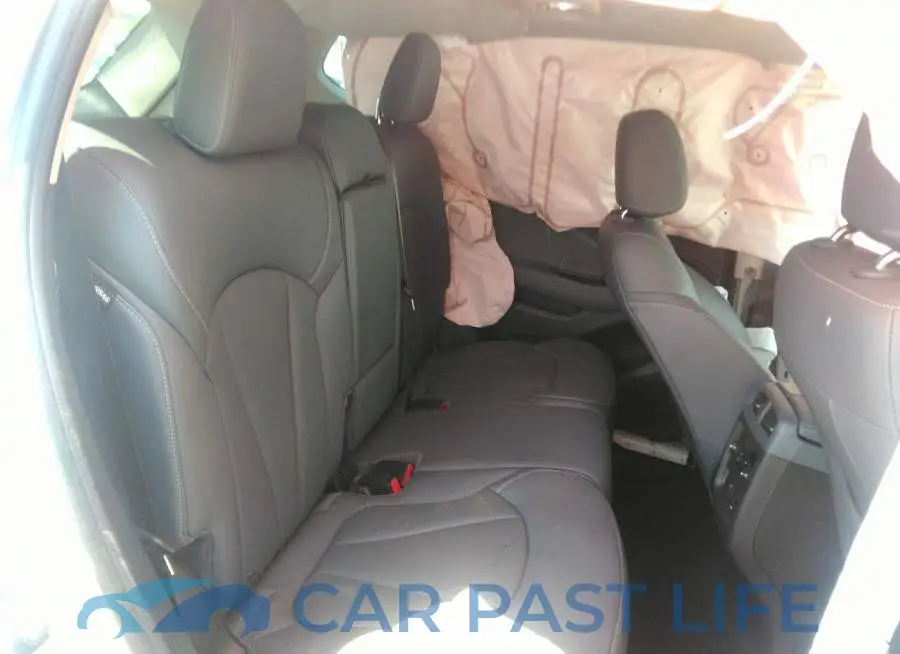 LRBFXCSA7KD131028# 8