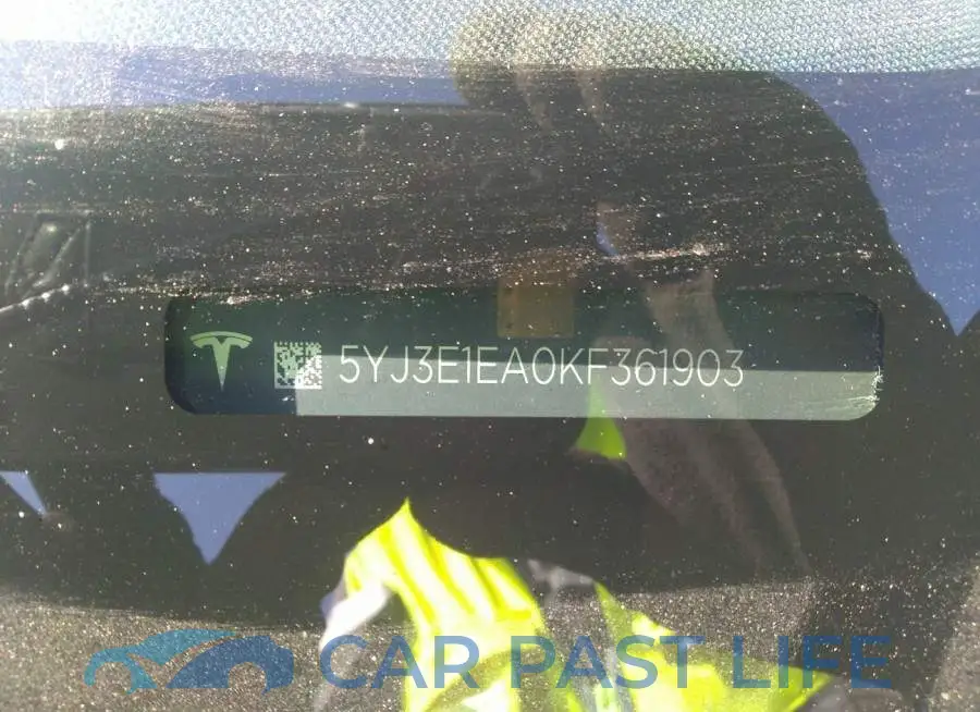5YJ3E1EA0KF361903# 9