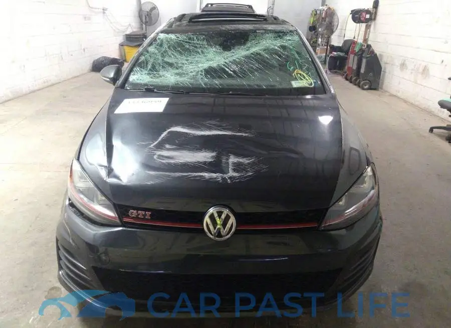 3VW547AU7HM021597# 6