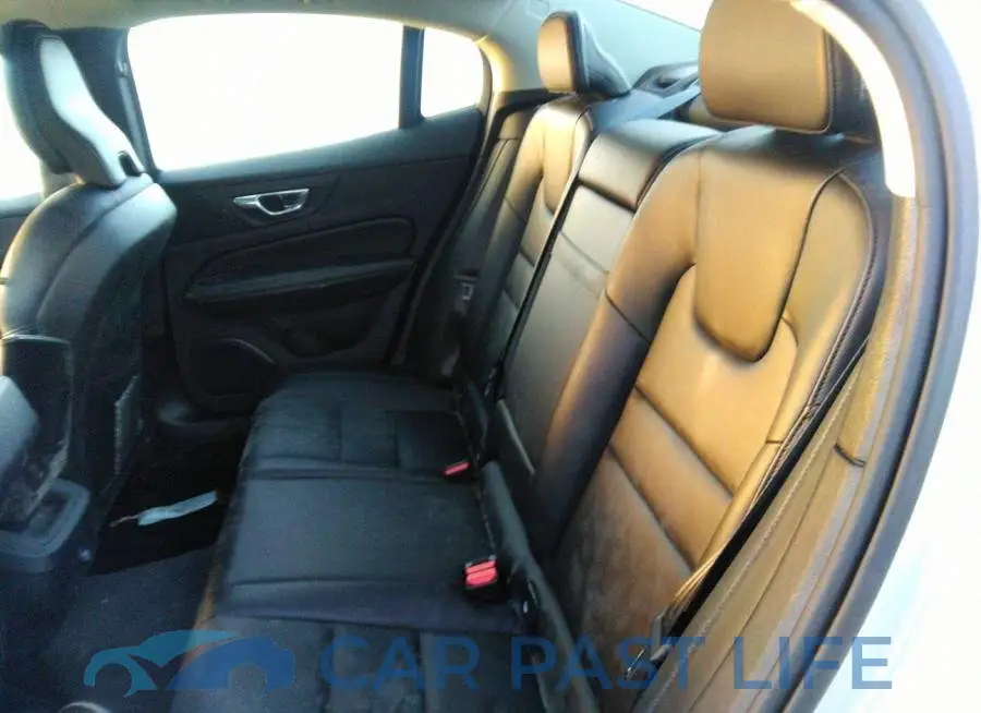 7JRA22TK4KG006645# 8