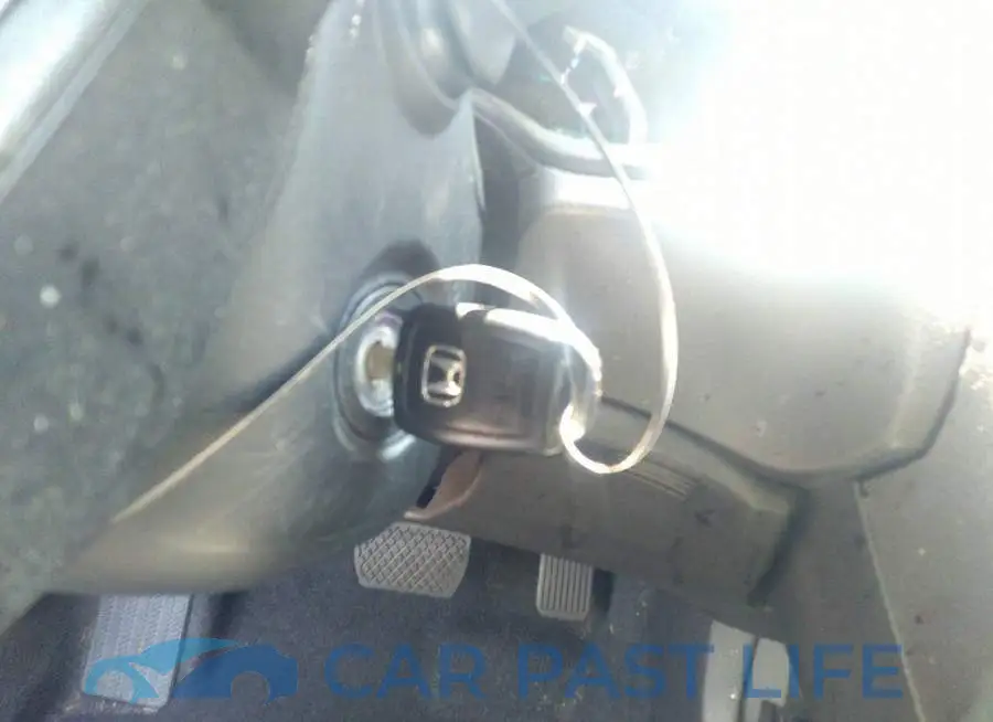 19XFC2F62LE213844# 11
