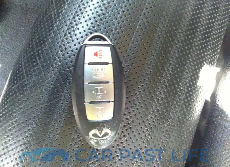JN1EV7AP4JM363104# 11
