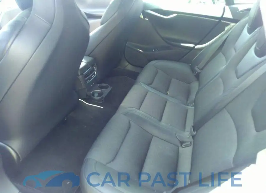5YJSA1E20JF287994# 8