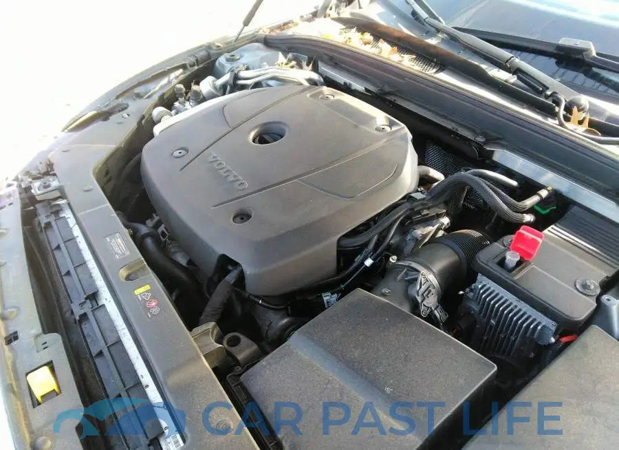 7JR102FK9LG044519# 10