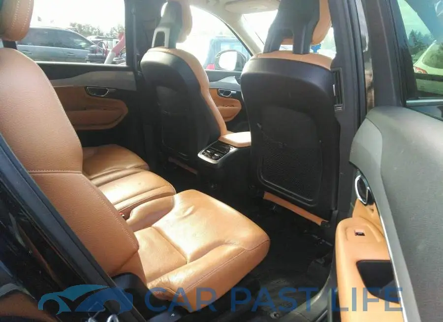 YV4A22PK1G1023807# 8