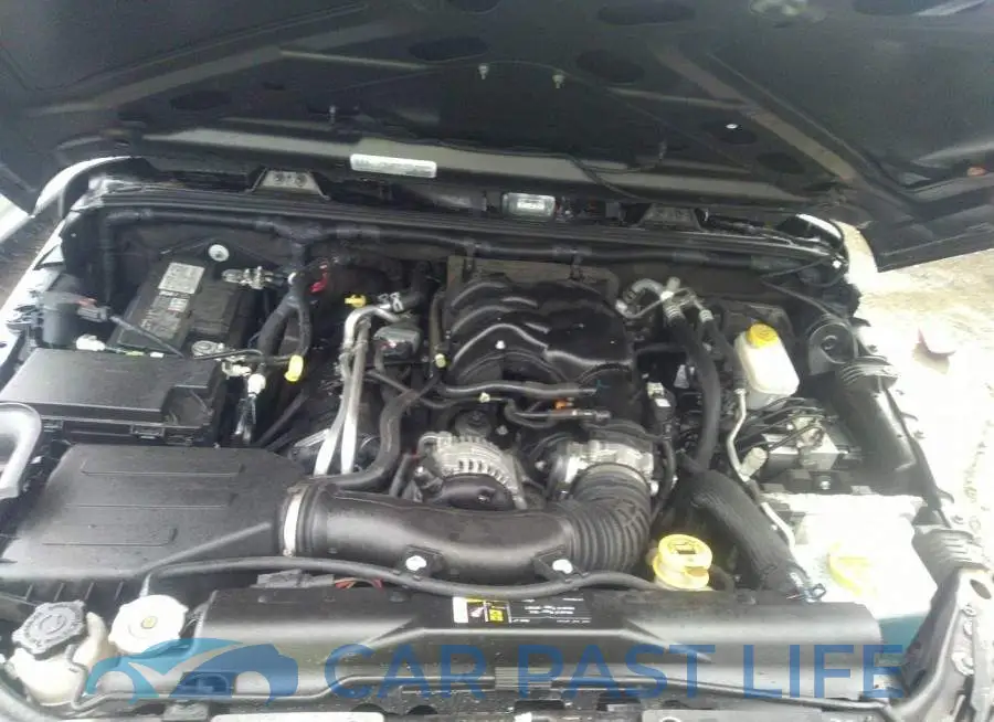1C4BJWDG5JL809221# 10