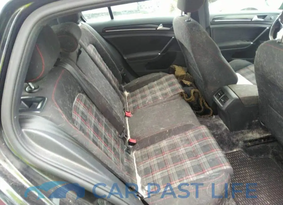 3VW5T7AU6HM018497# 8