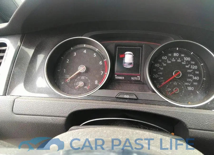 3VW5T7AU6HM018497# 7