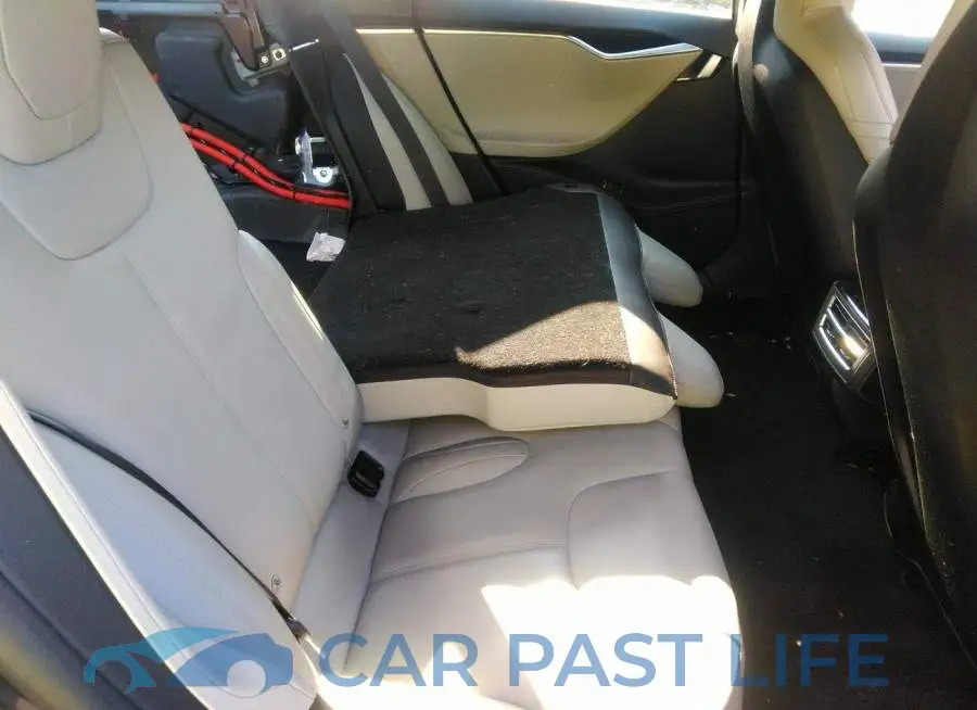 5YJSA1E25GF152504# 8