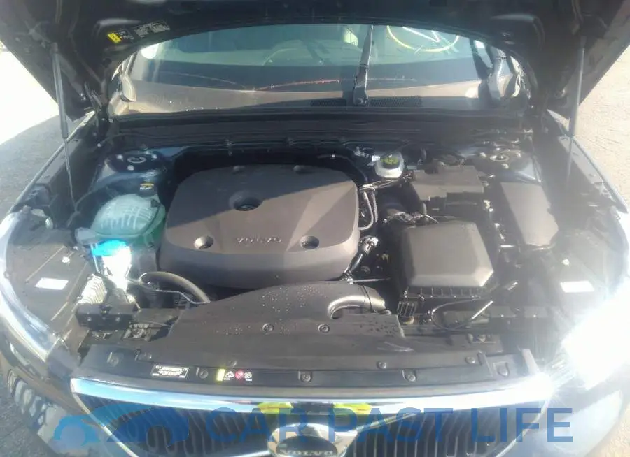 YV4162UK6M2421772# 10