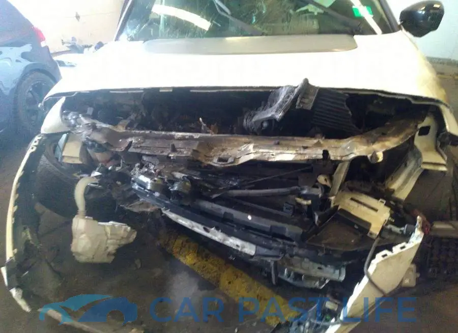 SALCT2RX3JH750178# 6