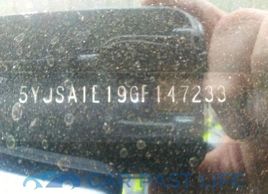 5YJSA1E19GF147233# 9