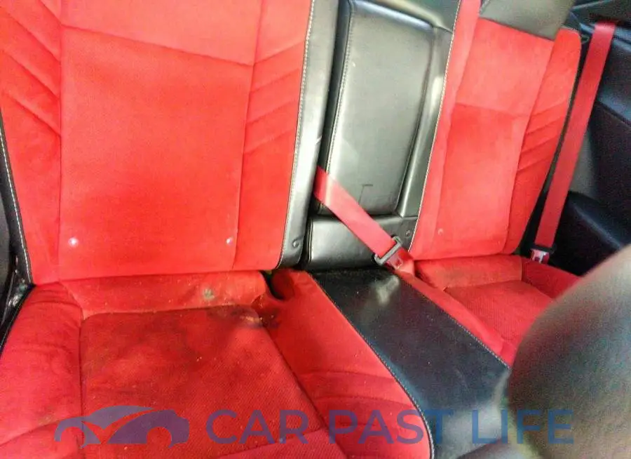 2C3CDZC92FH727178# 8