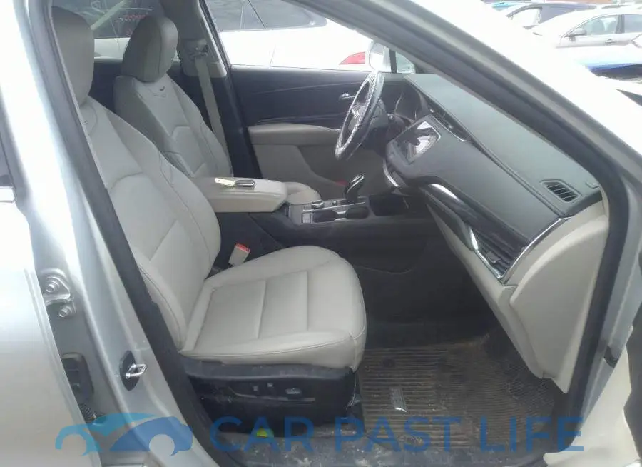 1GYAZAR49LF110529# 5