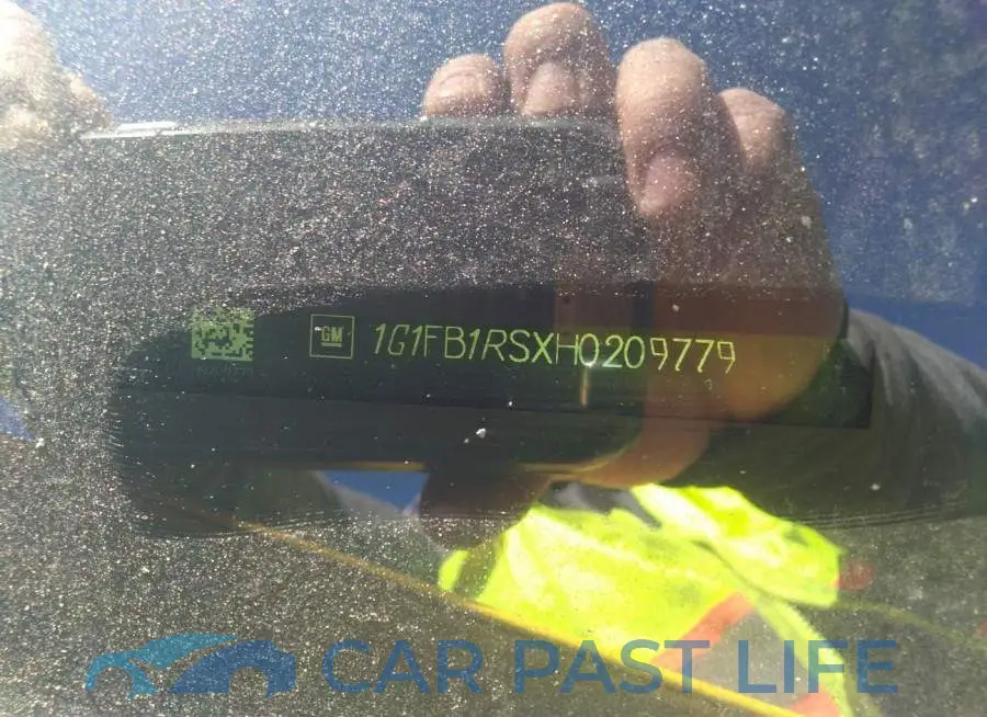 1G1FB1RSXH0209779# 9