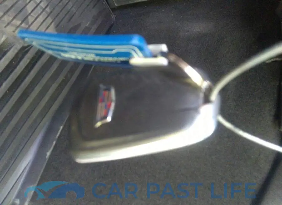 1G6KB5RS4KU141415# 11