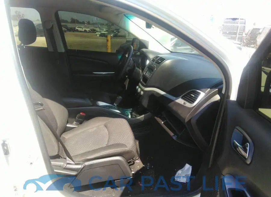 3C4PDCAB1GT216747# 5