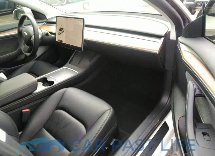 5YJ3E1EB6NF177188# 5