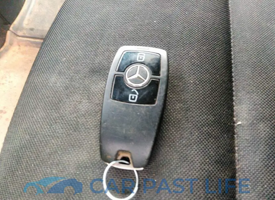 WD3PF0CD7KP038132# 11