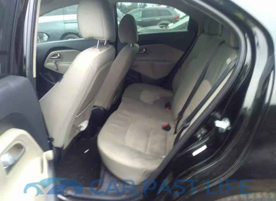 KNADM5A36H6036969# 8
